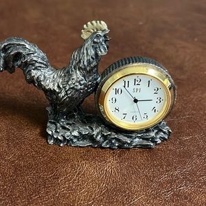 Small rooster clock